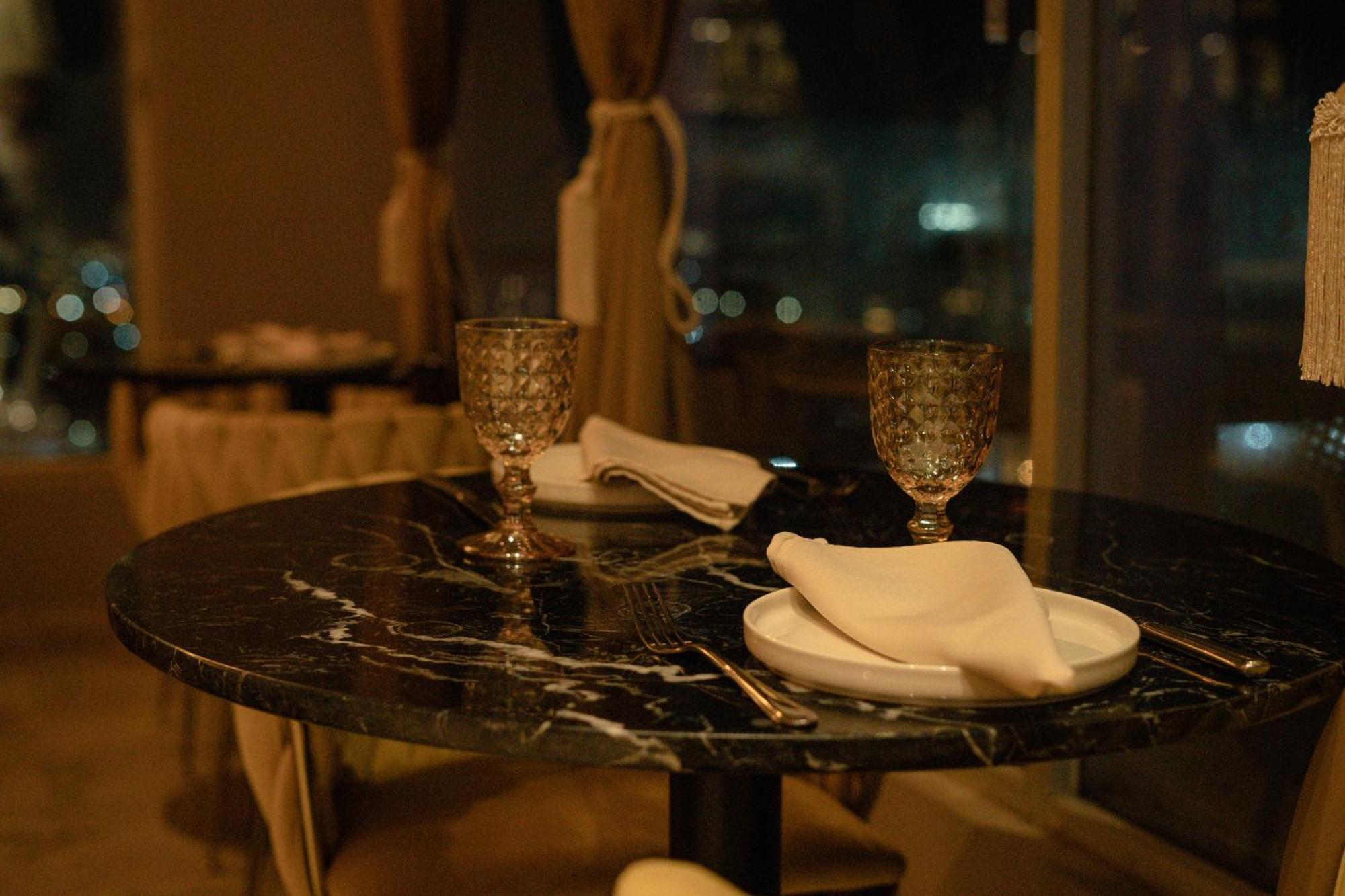 Ghl Collection Barranquilla Hotel מראה חיצוני תמונה A table at the restaurant