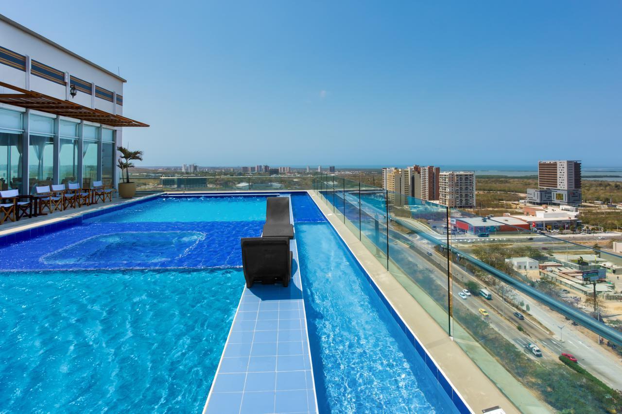 Ghl Collection Barranquilla Hotel מראה חיצוני תמונה Rooftop pool at the hotel